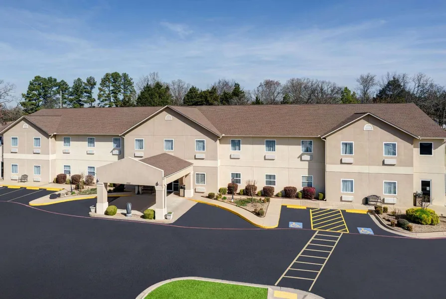 Days Inn & Suites by Wyndham Cabot hotel detail image 6