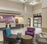 La Quinta Inn & Suites by Wyndham Newark - Elkton hotel detail image 3