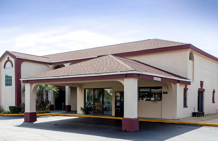 Red Roof Inn Sumter hotel detail image 2