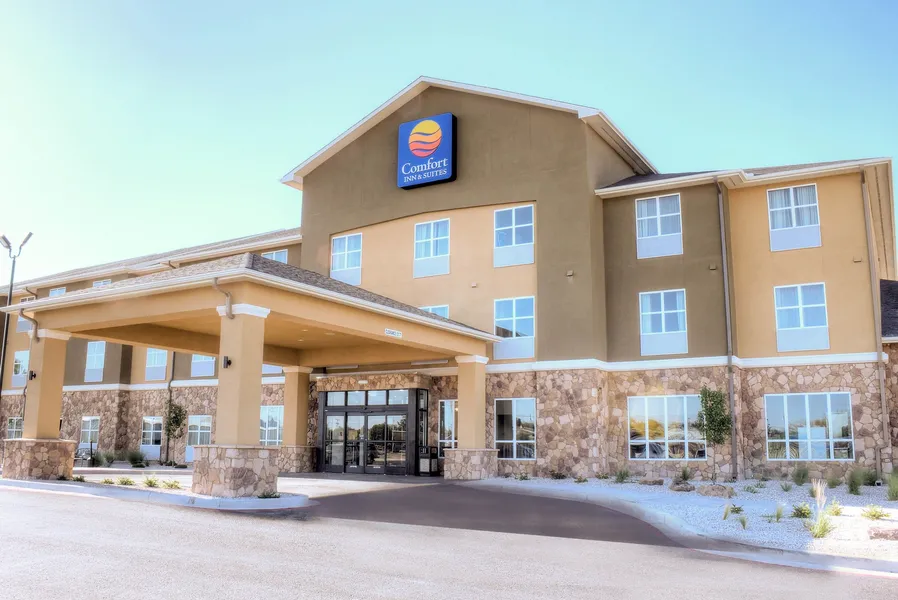 Comfort Inn & Suites Artesia hotel detail image 2
