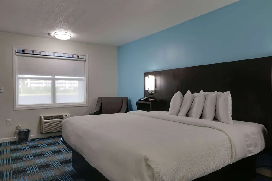 Travelodge by Wyndham Calhoun South I-75 hotel detail image 6