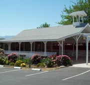 Lakeshore Lodge hotel detail image 3
