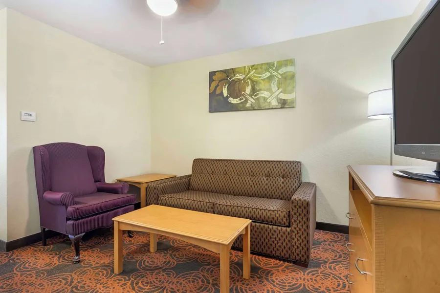 Best Western Plus Waco North hotel detail image 6