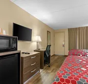 Econo Lodge Panama City St. Andrews hotel detail image 7