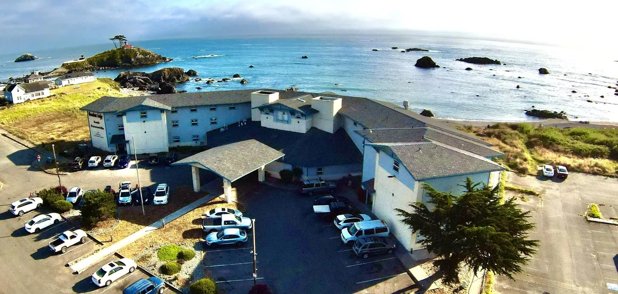 Oceanfront Lodge hotel detail image 2