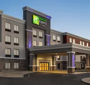 Holiday Inn Express and Suites Indianapolis W- Airport Area by IHG hotel detail image 4