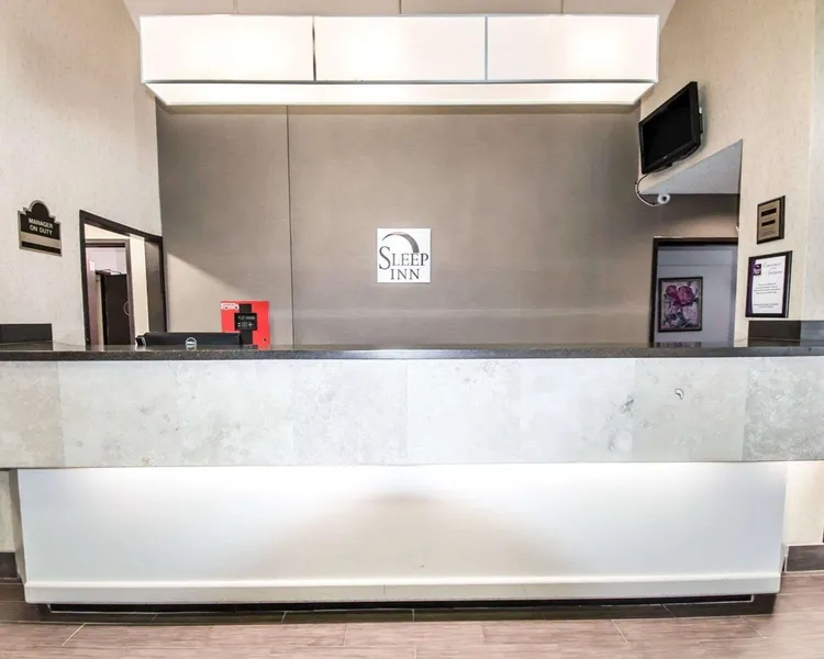 Blankenbaker Inn by IHG hotel detail image 6