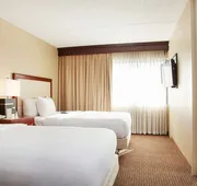 DoubleTree Suites by Hilton Hotel Cincinnati - Blue Ash hotel detail image 4