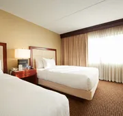 DoubleTree Suites by Hilton Hotel Cincinnati - Blue Ash hotel detail image 5