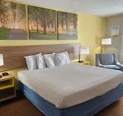 Days Inn by Wyndham Greensboro NC hotel detail image 3