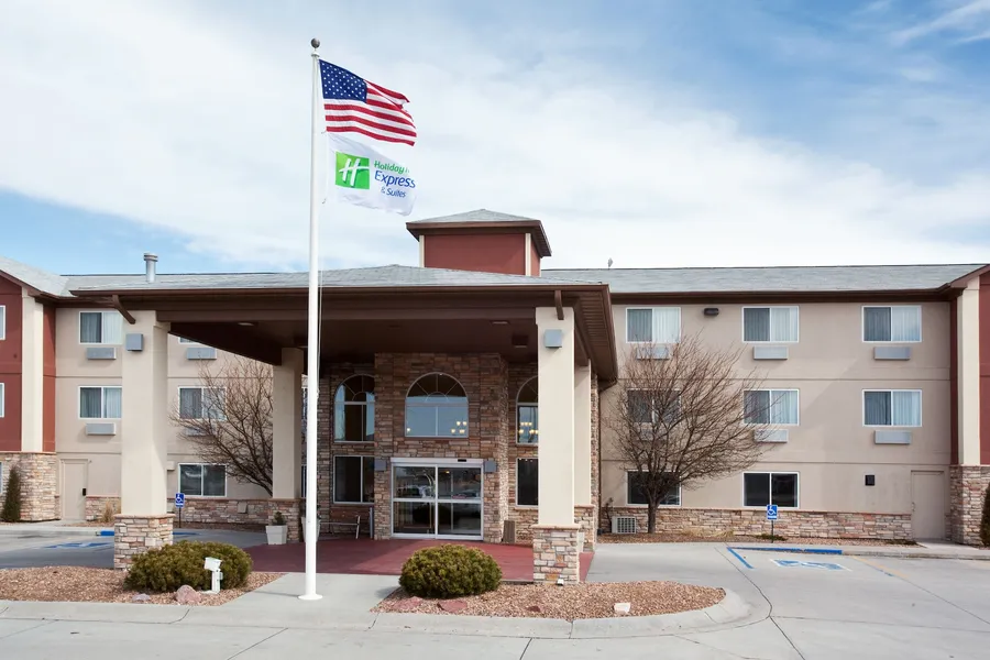 Holiday Inn Express Hotel & Suites Scottsbluff-Gering by IHG hotel detail image 2