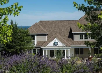 Island View Inn hotel thumbnail 3