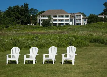 Island View Inn hotel thumbnail 6