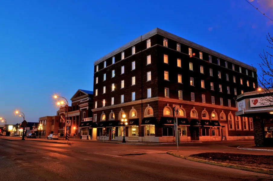 Grant Hall Hotel hotel detail image 2
