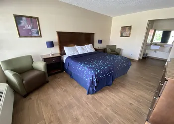 Coral Roc Motel hotel thumbnail 4