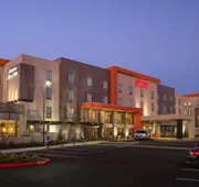 Hampton Inn & Suites Portland/Vancouver hotel detail image 3