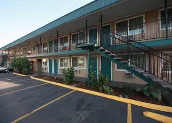 Executive Motel hotel thumbnail 4