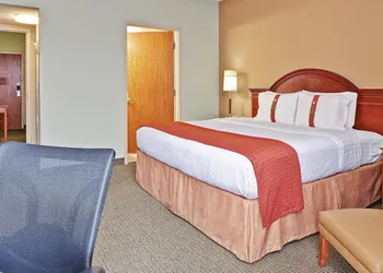 Holiday Inn Memphis-University of Memphis By IHG hotel thumbnail 5