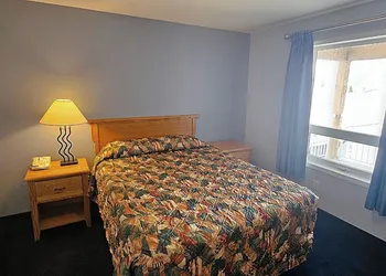 Misty Mountain Inn and Suites hotel thumbnail 8