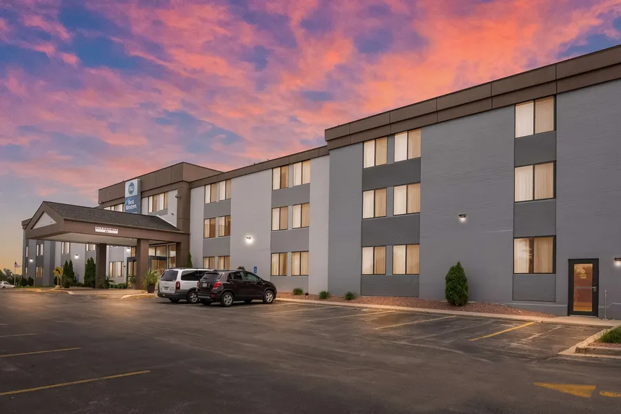 Best Western Waukesha Grand hotel detail image 2