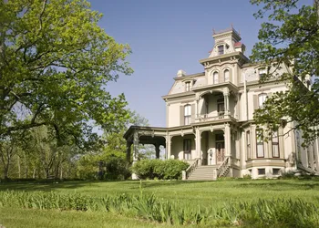 Garth Woodside Mansion B&B hotel thumbnail 3