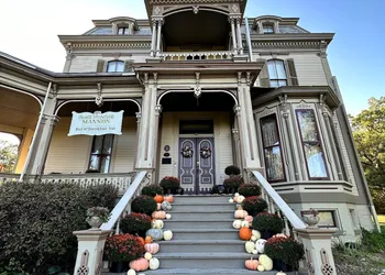 Garth Woodside Mansion B&B hotel thumbnail 7