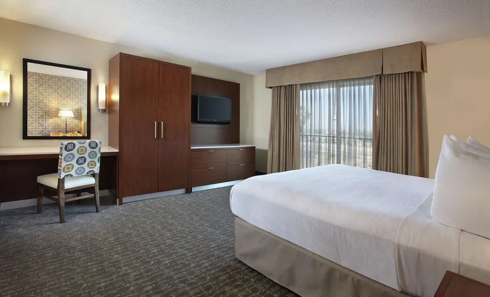 Embassy Suites by Hilton Anaheim North hotel detail image 6