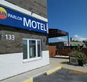 Sun Parlor Motel hotel detail image 7
