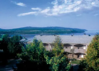 Auberge des Falaises hotel thumbnail 2