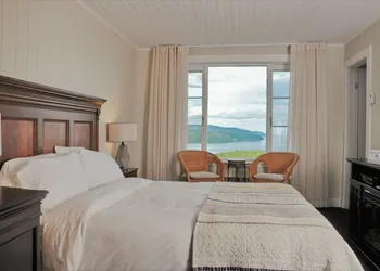 Auberge des Falaises hotel thumbnail 6