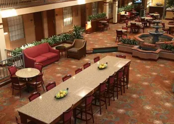 Auburn Place Hotel And Suites hotel thumbnail 3