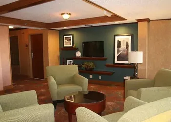 Auburn Place Hotel And Suites hotel thumbnail 5