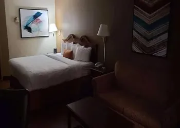Auburn Place Hotel And Suites hotel thumbnail 8