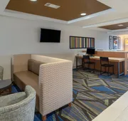 Holiday Inn Express Hotel & Suites Talladega by IHG hotel detail image 3