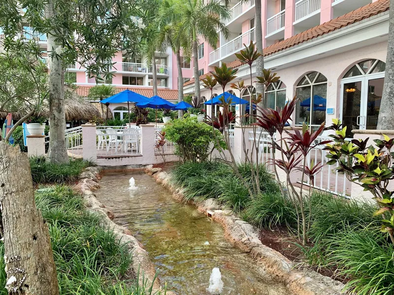 Palm Beach Shores Resort and Vacation Villas hotel detail image 2