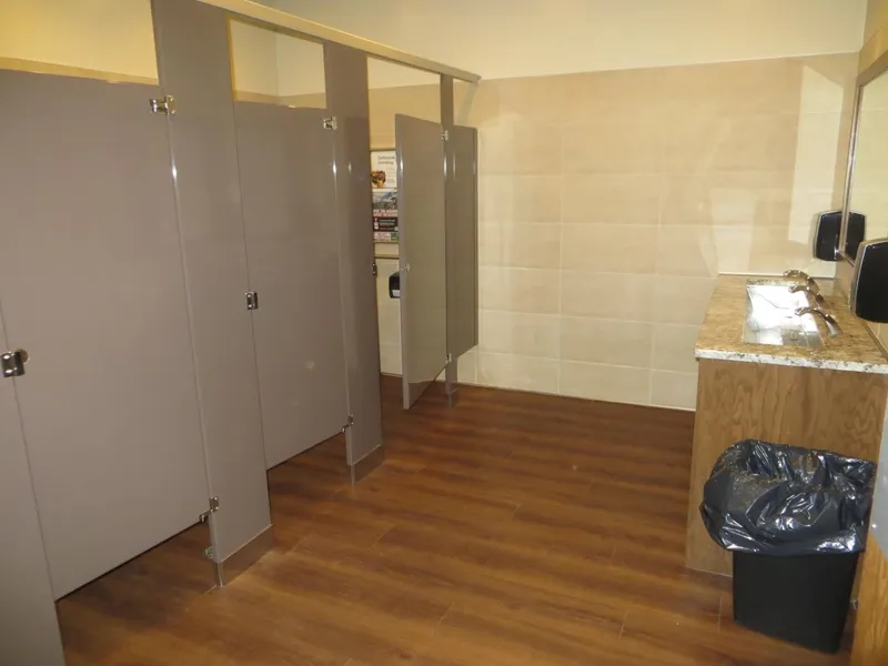 Airport Motor Inn hotel detail image 6
