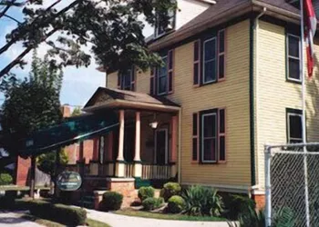 Ye Olde Walkerville Bed & Breakfast hotel thumbnail 2
