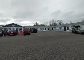 Highland Motel hotel thumbnail 2