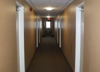 Nights Inn hotel thumbnail 2