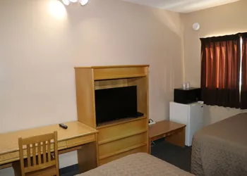 Nights Inn hotel thumbnail 6