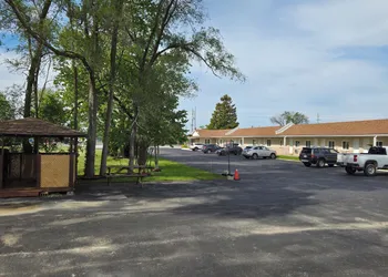 Palace Inn Motel hotel thumbnail 2