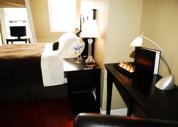 The Duckworth hotel thumbnail 7