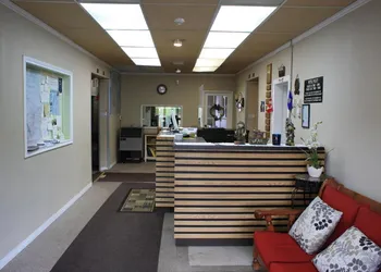 Chinook Inn hotel thumbnail 6