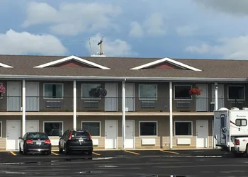 Voyageur Motel hotel thumbnail 6
