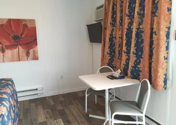 Motel l'Avantage hotel thumbnail 8