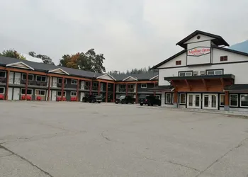 Alpine Inn & Suites hotel thumbnail 2