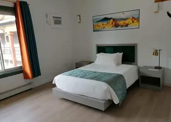 Alpine Inn & Suites hotel thumbnail 6