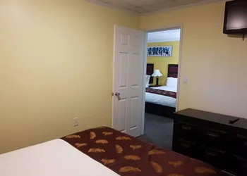 Alpine Inn & Suites hotel thumbnail 7