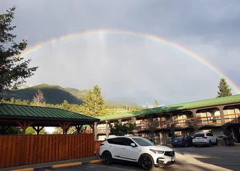 Crystal Springs Lodge hotel thumbnail 2