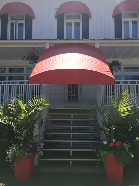 Auberge La Courtepointe hotel detail image 6